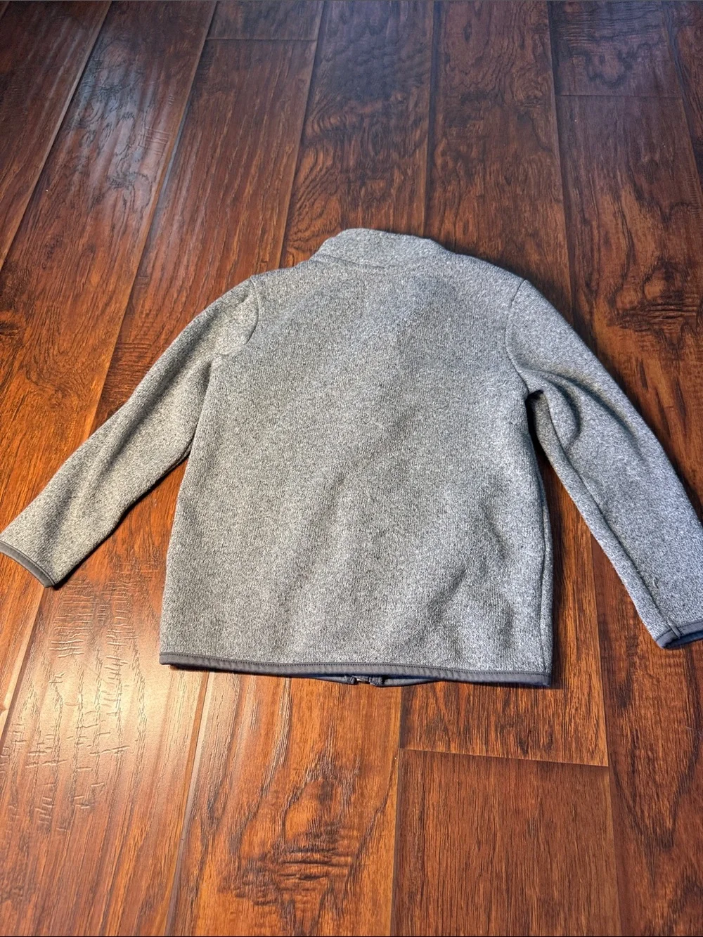 Old Navy Kids Heather Gray Full-Zip Fleece Jacket. Boys size 5